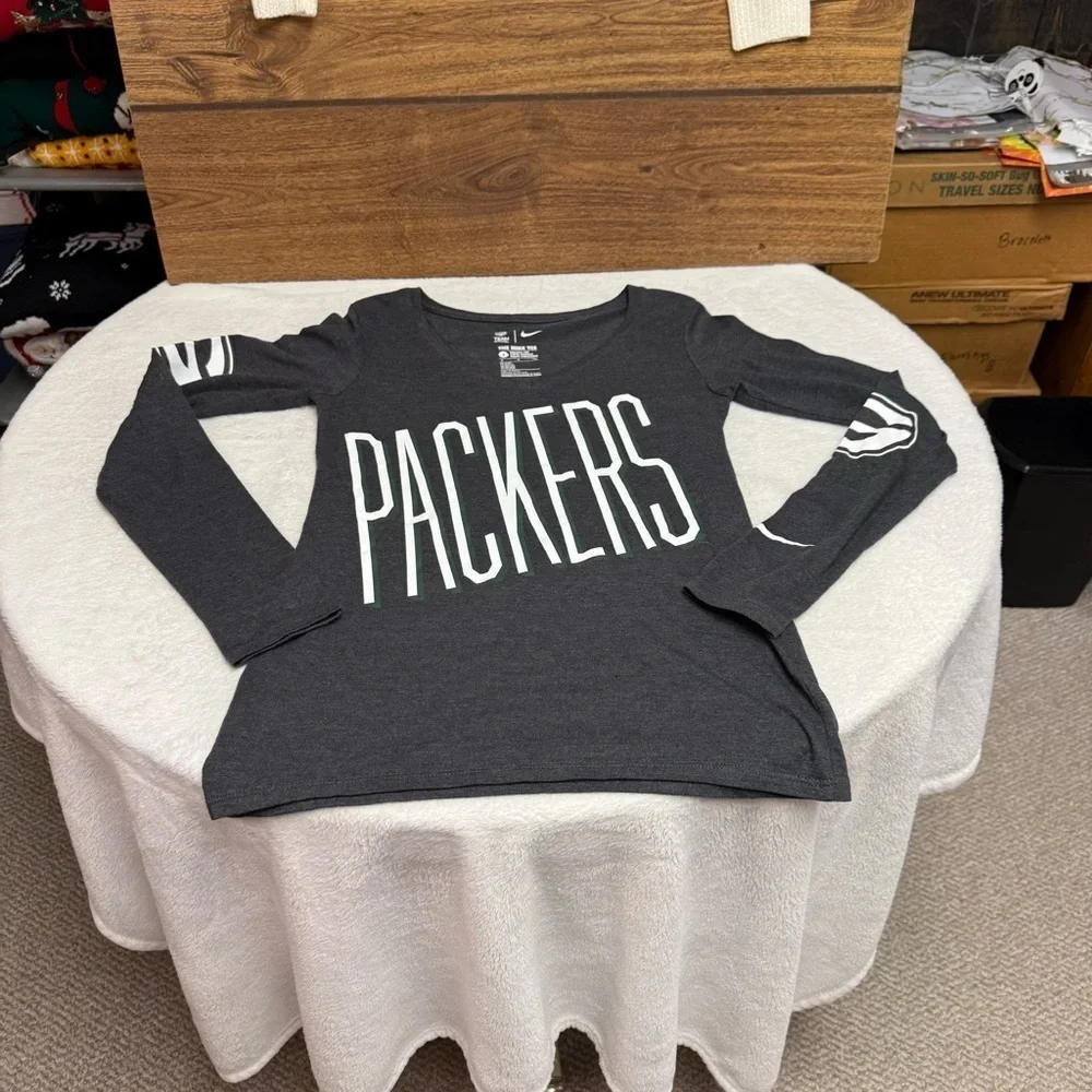 Nike Women's Gray Packers Long Sleeve Tee size small athletic cut